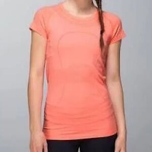 Lululemon Coral Short Sleeve swiftly tech